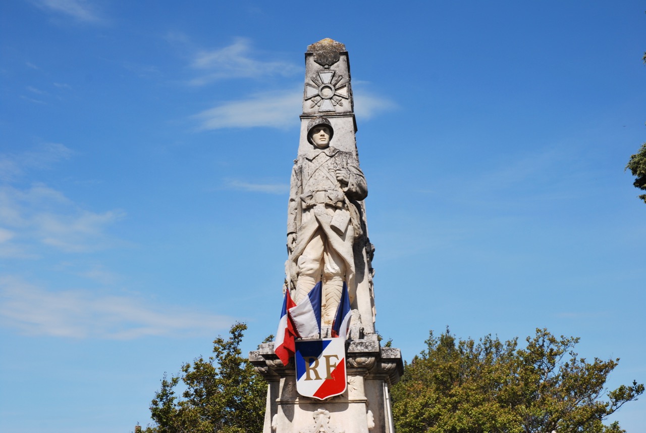 Le cimetière